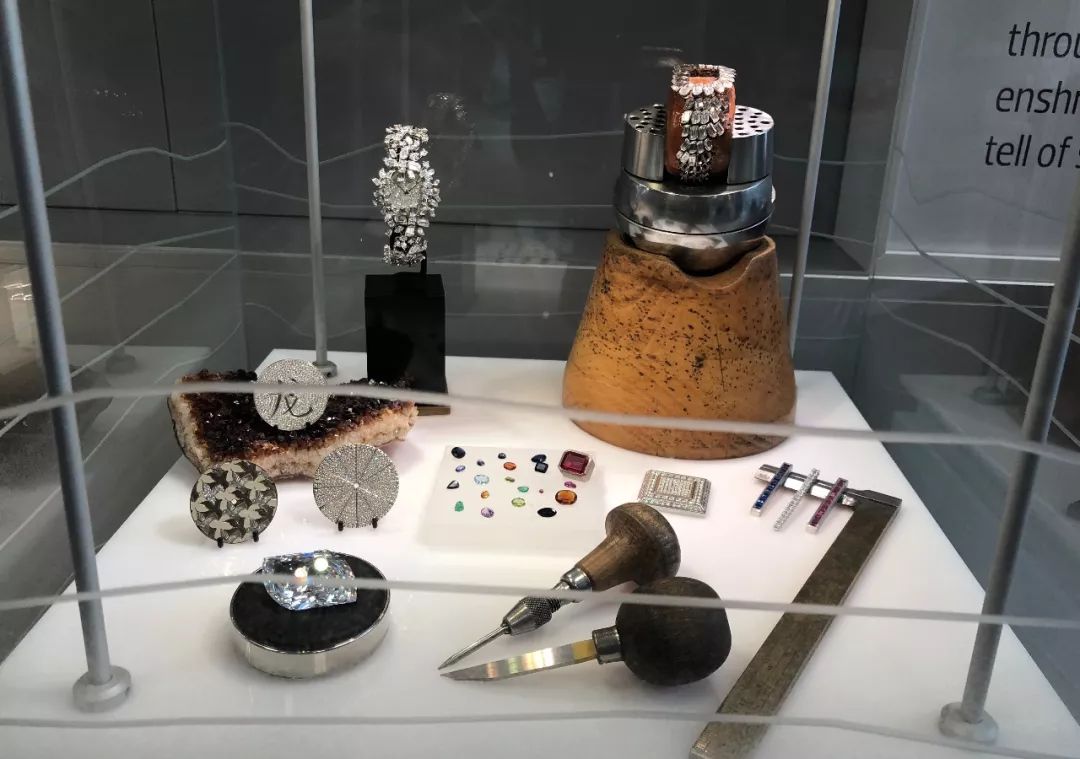 8万能买到的江诗丹顿,香港江诗丹顿在售的型号