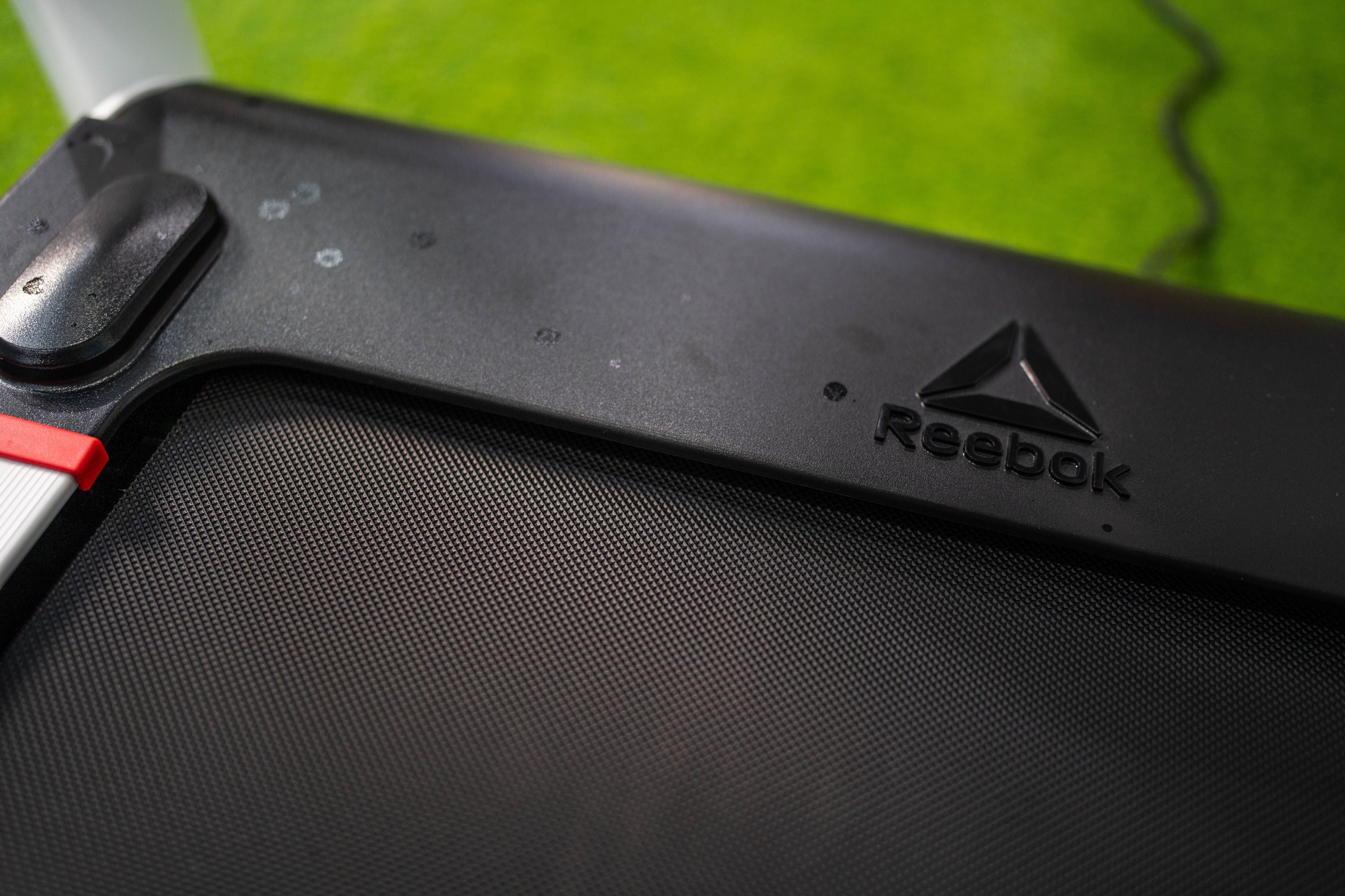 锐步irun3跑步机评测,锐步折叠跑步机irun4