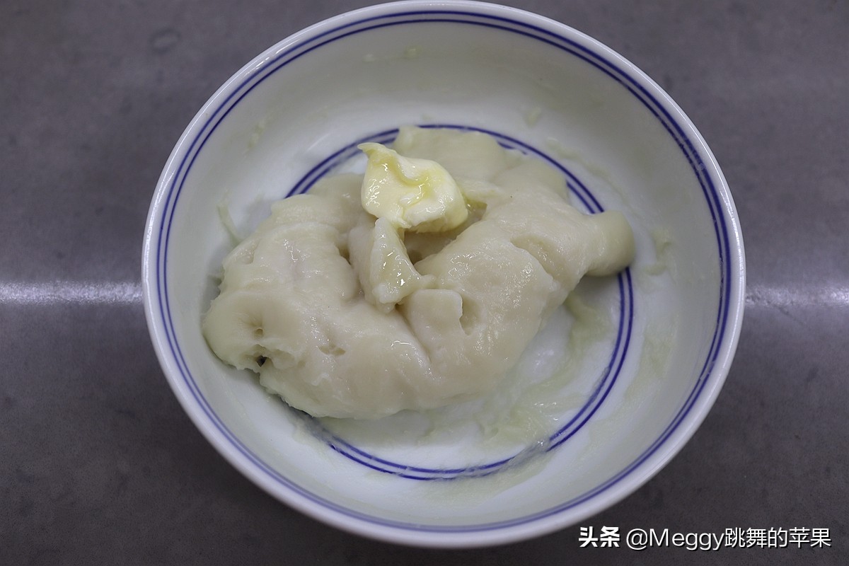 五谷面粉做面包,五谷杂粮营养无糖面包做法