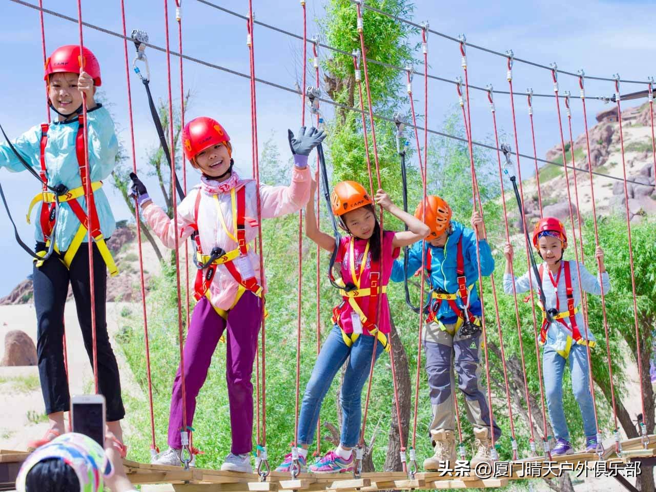 元旦乌兰布统跟团游3天2夜,厦门自由行6天5晚亲子游跟团