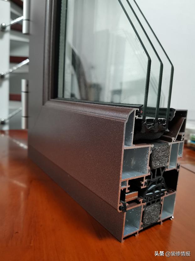 系统门窗用lowe玻璃是什么样子,lowe玻璃门窗怎么选