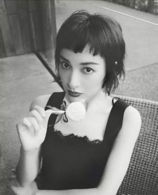 吴昕带货摇摇鞋 (吴昕紫色鞋子)