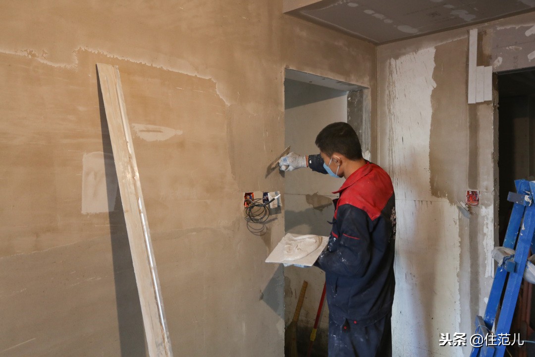 砌墙居然用牛皮纸,这是什么骚操作?