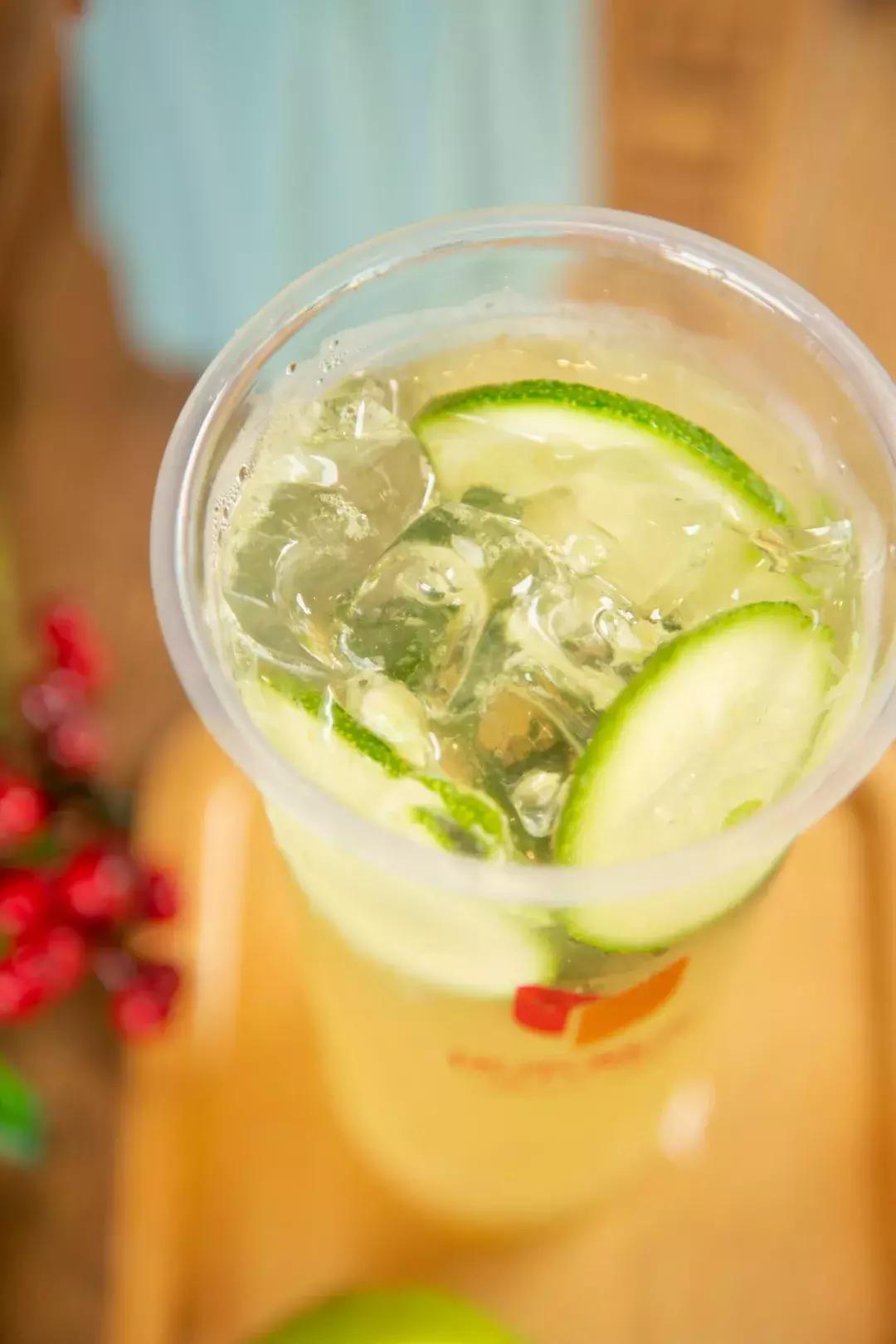 人气产品买一送一！披萨半价！现在来还能吃4顿霸王餐！