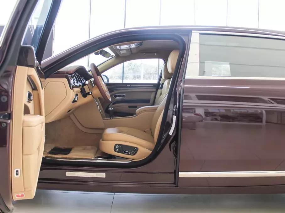 宾利欧陆gt和宾利慕尚,宾利慕尚宾利飞驰