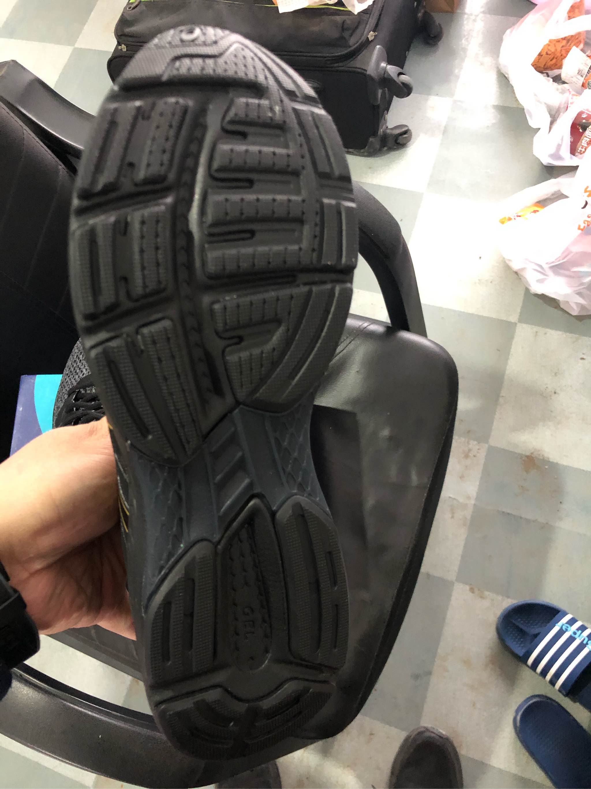 亚瑟士跑步鞋怎么样,亚瑟士哪个系列的跑步鞋比较好