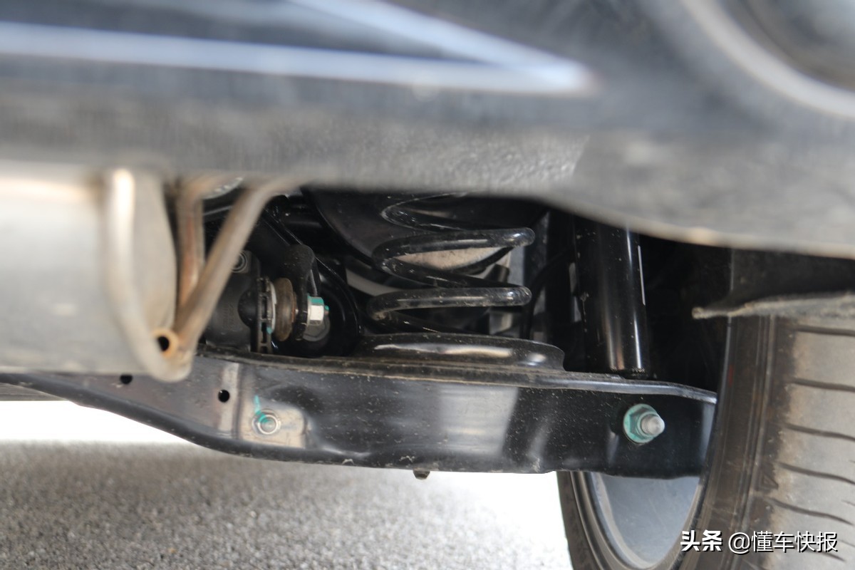 要高尔夫低配还是朗逸高配,要配置还是要品牌