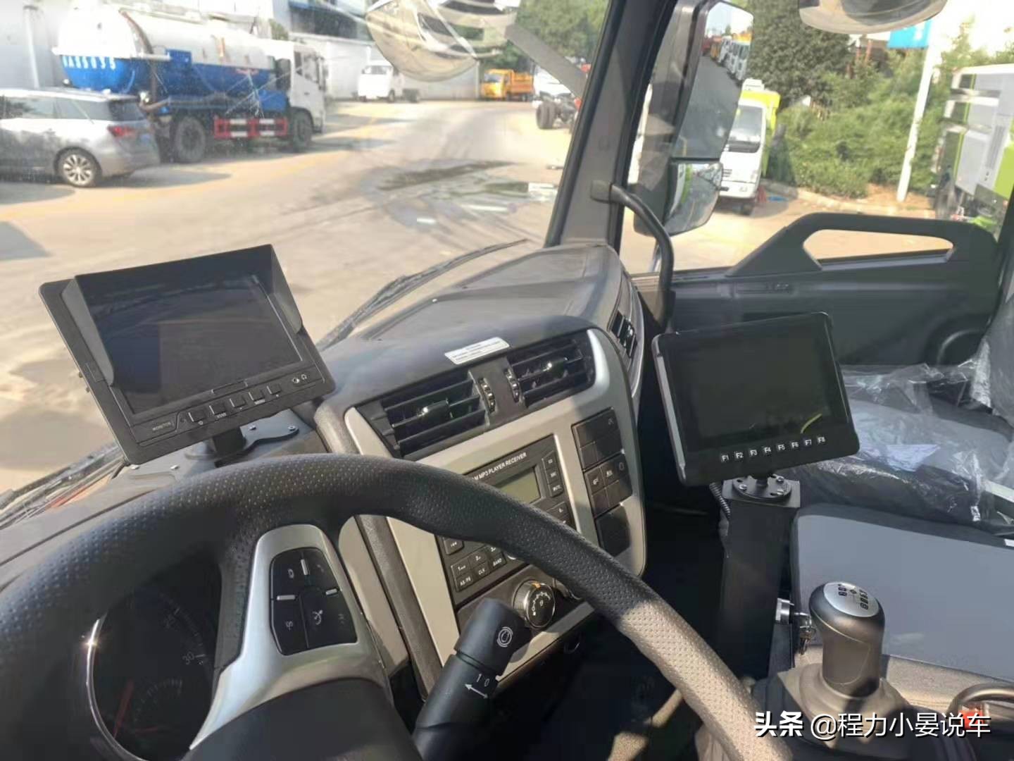 东风天锦8吨洗扫车生产厂家,东风天锦小型洗扫车厂家