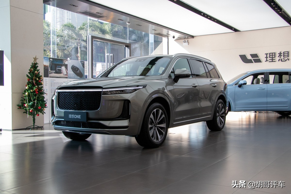 理想one6座乘坐空间优势,理想one五座和七座选哪个好