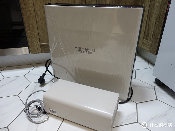 能单独出生活水的即热式净水器,能出开水的净水器