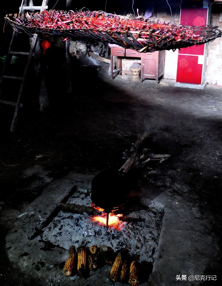 中国最后一个村子,中国最后的山洞人家