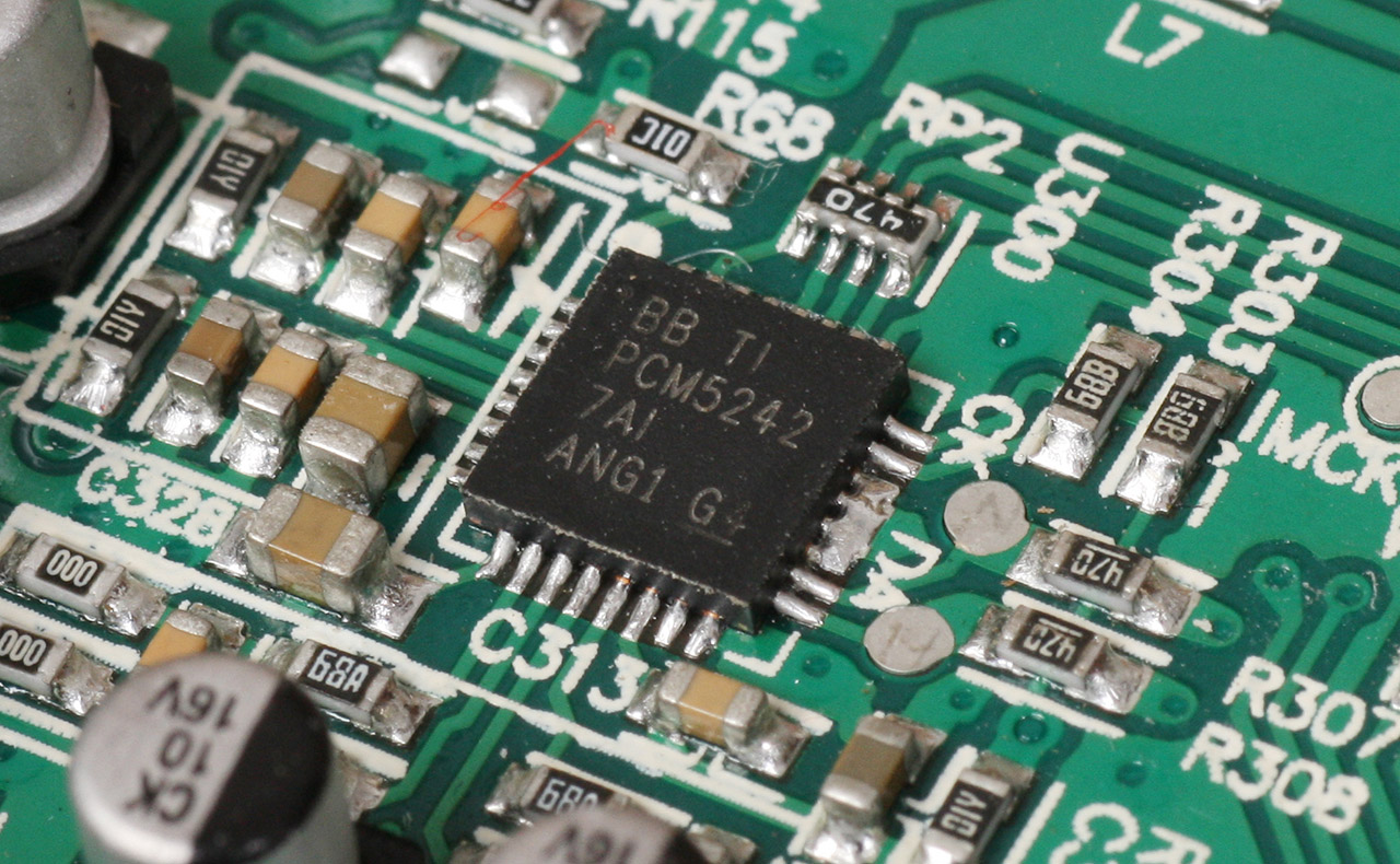 惠威m200mkiii与200mk2,惠威d1090对比惠威m200mkiii