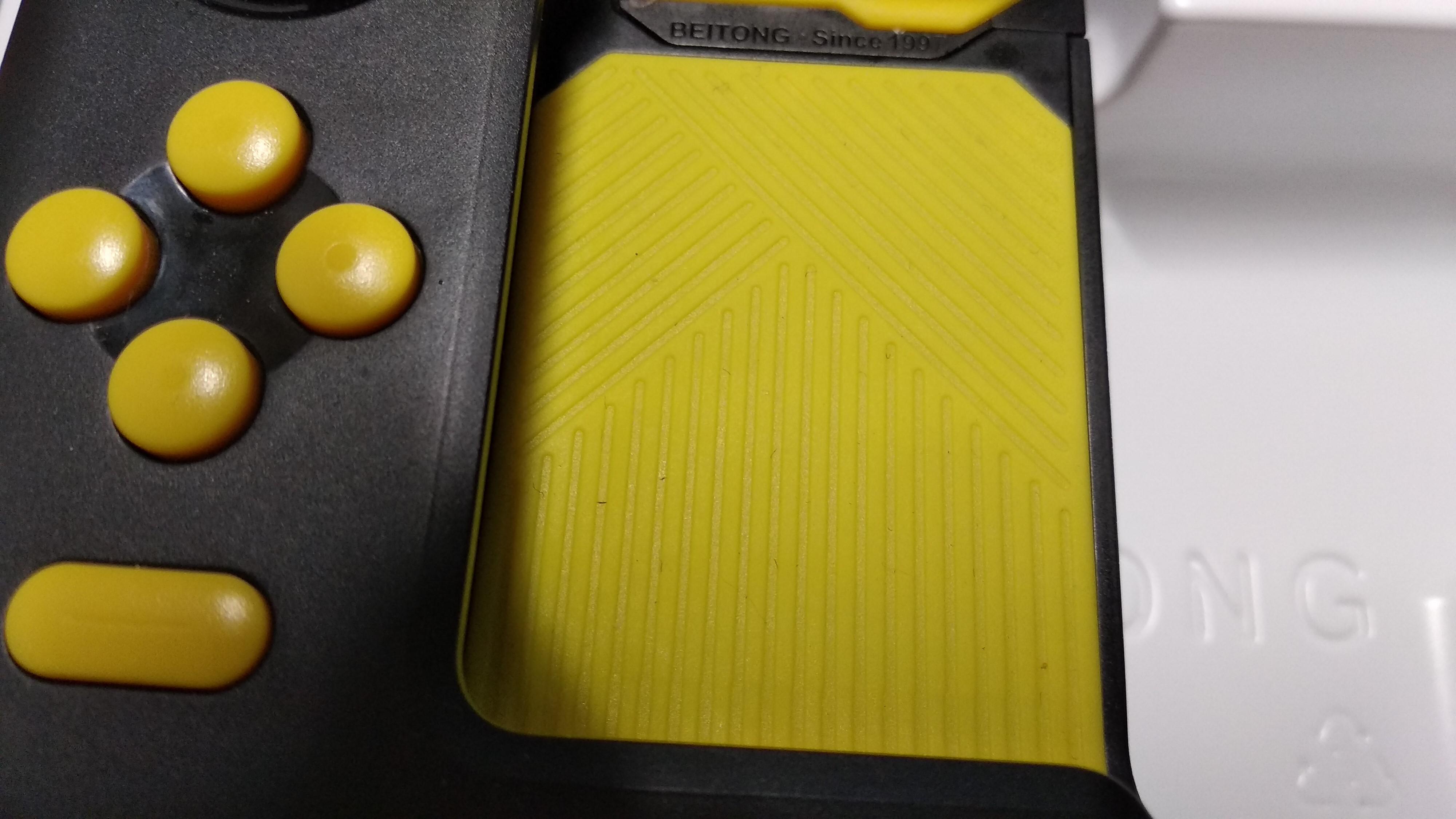 吃鸡神器北通h1手柄,北通h1手感按键改进了么