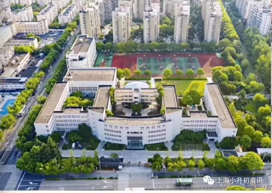 浦东区的公办五虎将之一，对口范围广！每年近70人被建平中学录取