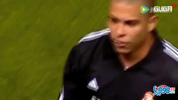 1996年罗纳尔多巅峰过人视频,2006世界杯罗纳尔多梅开二度