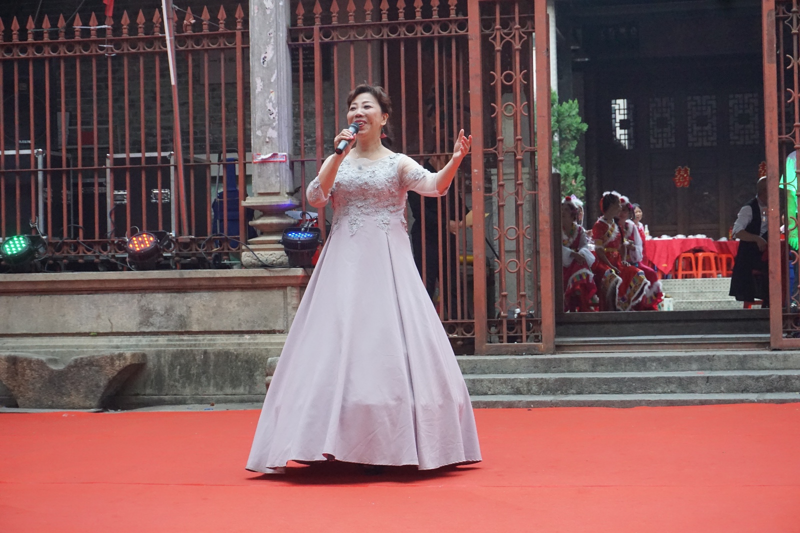 天河|热闹!一洞公祠重阳敬老摆70多围,老人家笑到“见牙唔见眼”