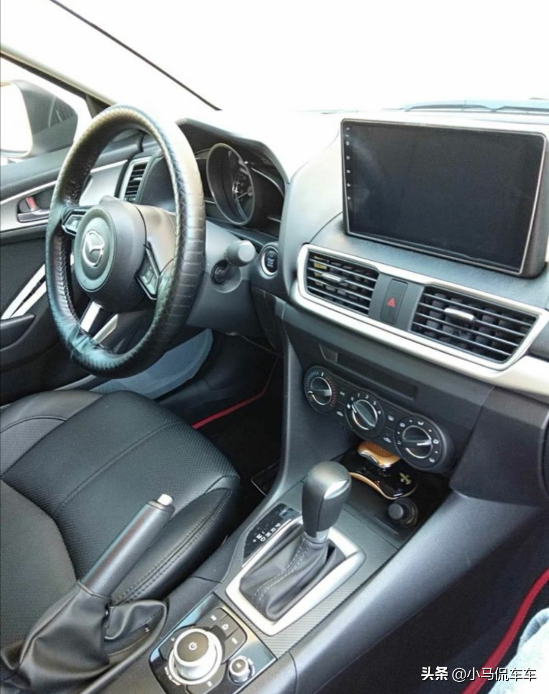 17款2.0三厢昂克赛拉用车体验,买昂克赛拉2.0平均油耗