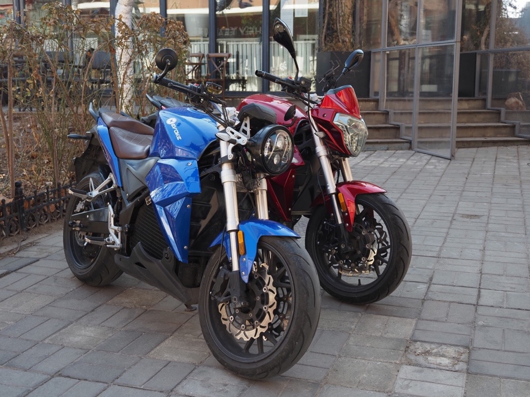 奥林巴斯12mmf2.0评测,奥林巴斯1245f4.0pro评测