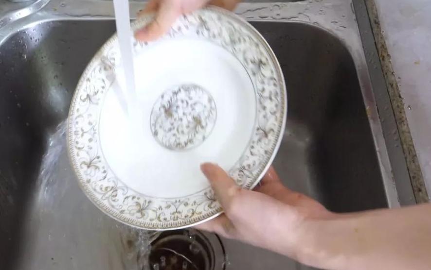 洗洁精的成本多少钱,做洗洁精简单方便实用