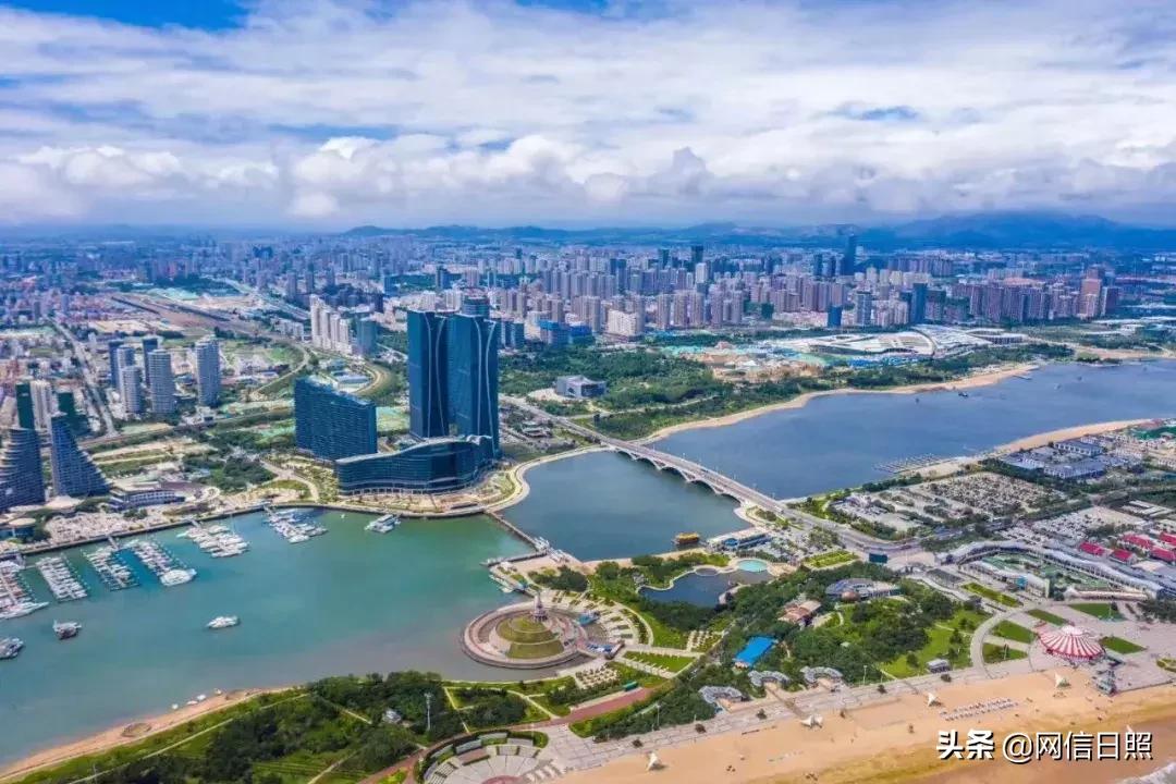 日照给你留下了什么样的印象,一句话介绍一座城山东日照