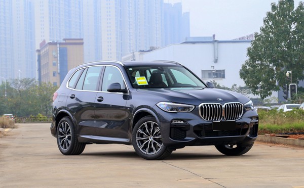 最新宝马x5值得拥有吗,宝马X5到底好在哪里