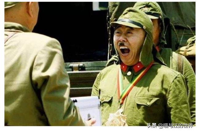 抗战时期日军士兵大衣,日军缴获日本大衣