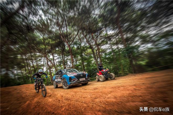 长安cs75山地越野,第二代长安cs75plus山地雪地越野