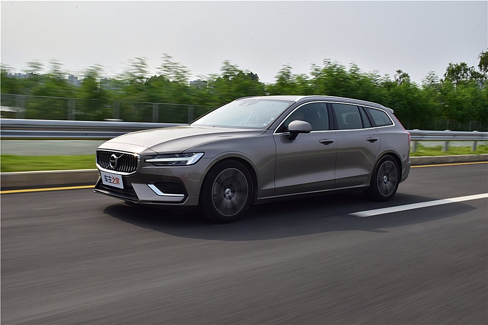 沃尔沃v60试驾,沃尔沃v60山路测试