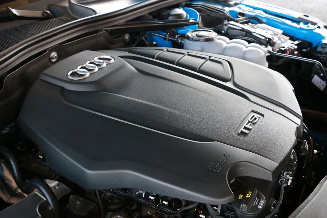 奥迪a5a6哪个好,奥迪a53.0机械增压