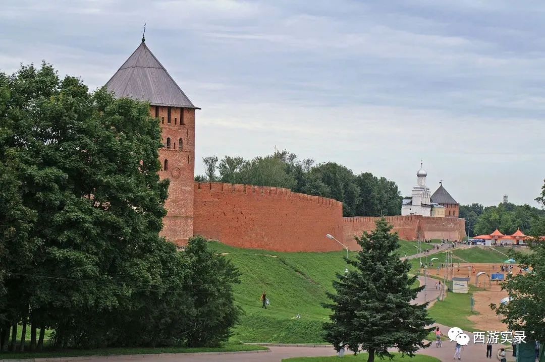 第一辆开到克里米亚的中国车牌