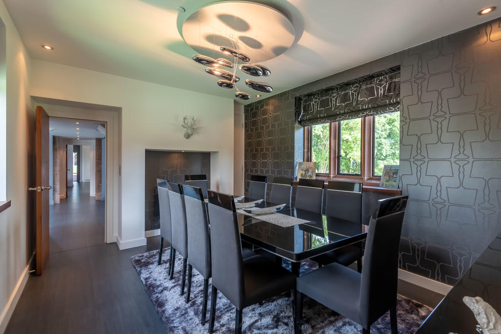 这些千奇百怪的房子,这些户型奇葩的房子居然还挺抢手