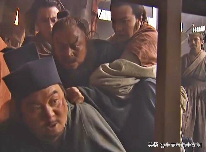 精明过人的鲁智深武松阮小七，怎么被划入了梁山六大粗鲁人行列？