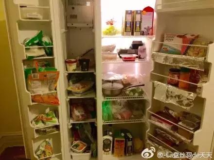 父母看儿子带了100个包子！留学生笑而不语：你是没见过我爸妈……