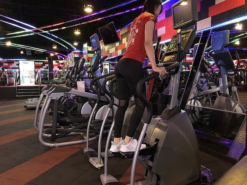 减肥健身器材哪种适合新手,家用减肥健身器械推荐