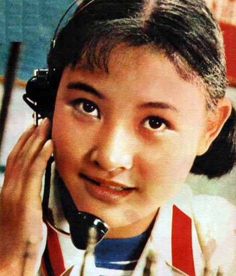 捧红姜文潘虹的谢晋，85岁去世被恶意*谤诽**，83岁遗孀见到人性之恶