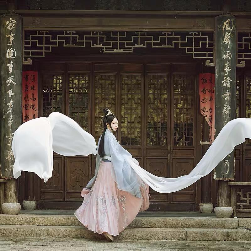 汉服千千万只有红配红最好看,汉服千千万唐风