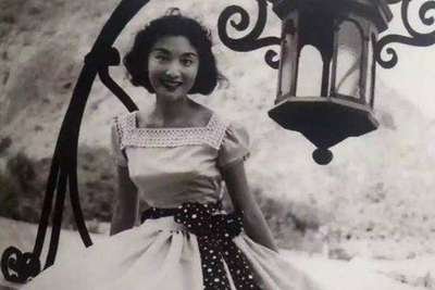 金庸和夏梦谁最美,夏梦让金庸只能单相思的女子