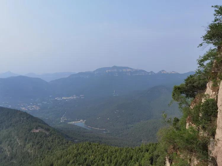 济南灵岩大佛山景区,济南灵岩寺大佛风景区
