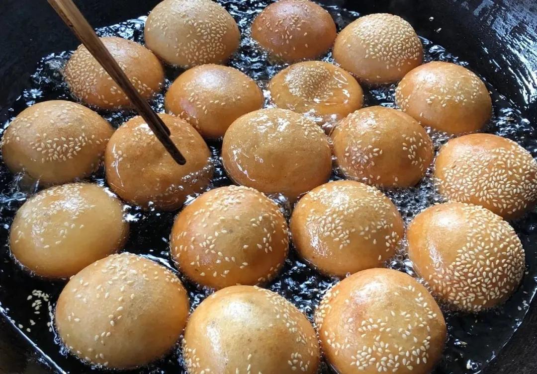 比顺德潮汕还生猛的海鲜之城,好吃到打个飞的也要去一趟