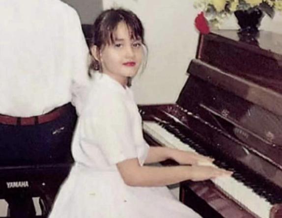 离婚后小三和前夫结婚生孩子了,分手后意外怀上了首富的孩子