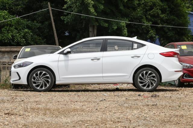 北京现代领动16年高配活力橙,现代领动高配