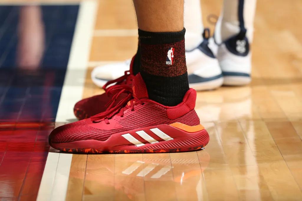 nba球员上脚郭艾伦球鞋,nba上脚球鞋米切尔科比