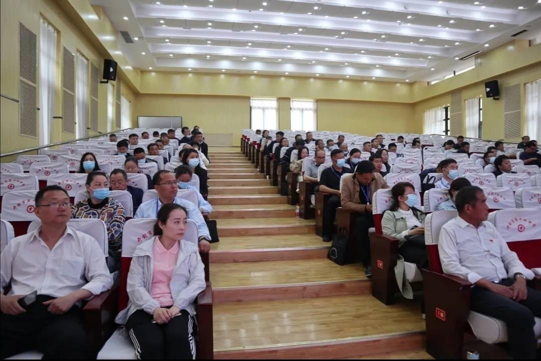 河南省开封市第十四中学新闻,河南省开封市考察团