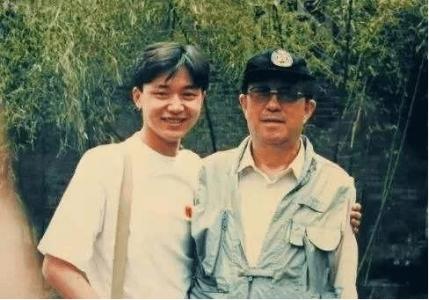 刘奕君情感史,刘奕君为什么跟前任离婚