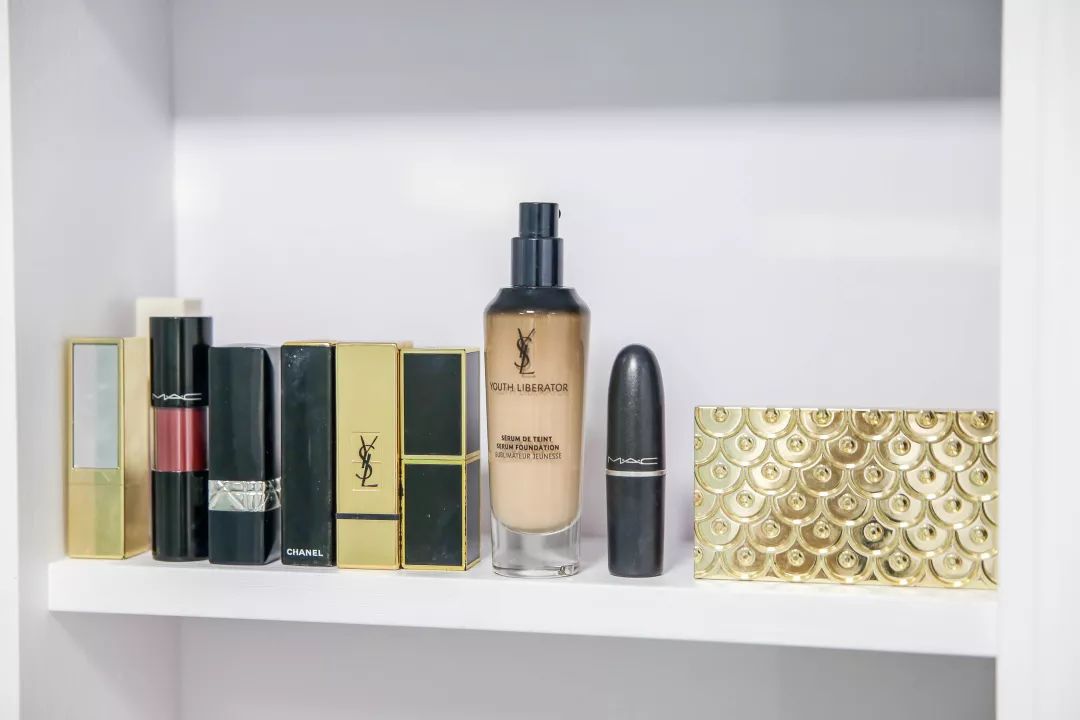 免费体验毛孔清洁图片,脱毛脸部清洁女