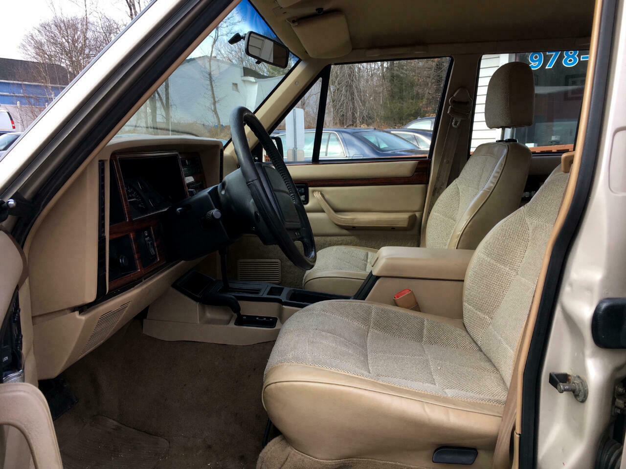 都说修不好的切诺基，那是你没开过原装的，国产后北汽把他给毁了