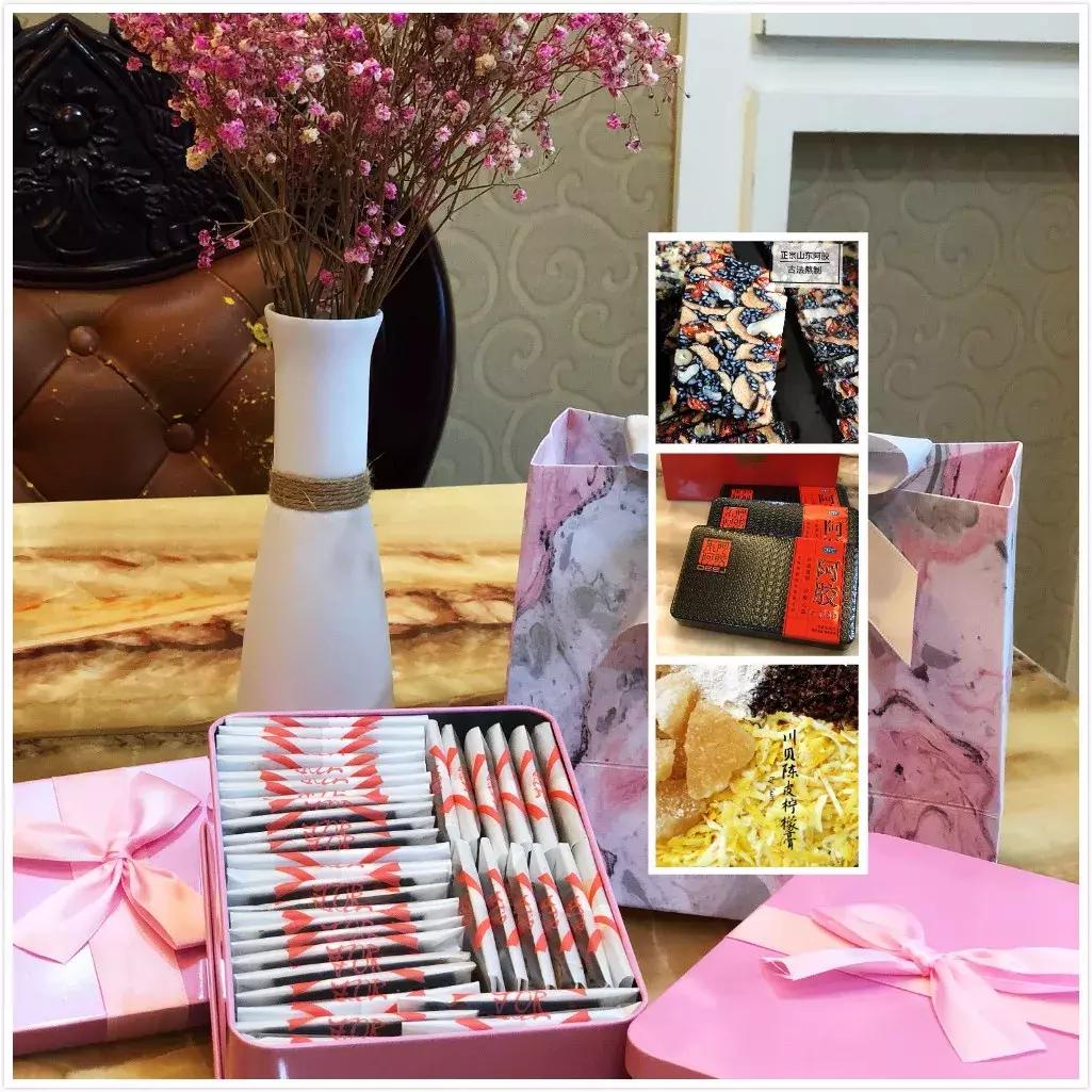 能给圣诞老人换衣服？这个圣诞嘉年华在搞什么名堂？！