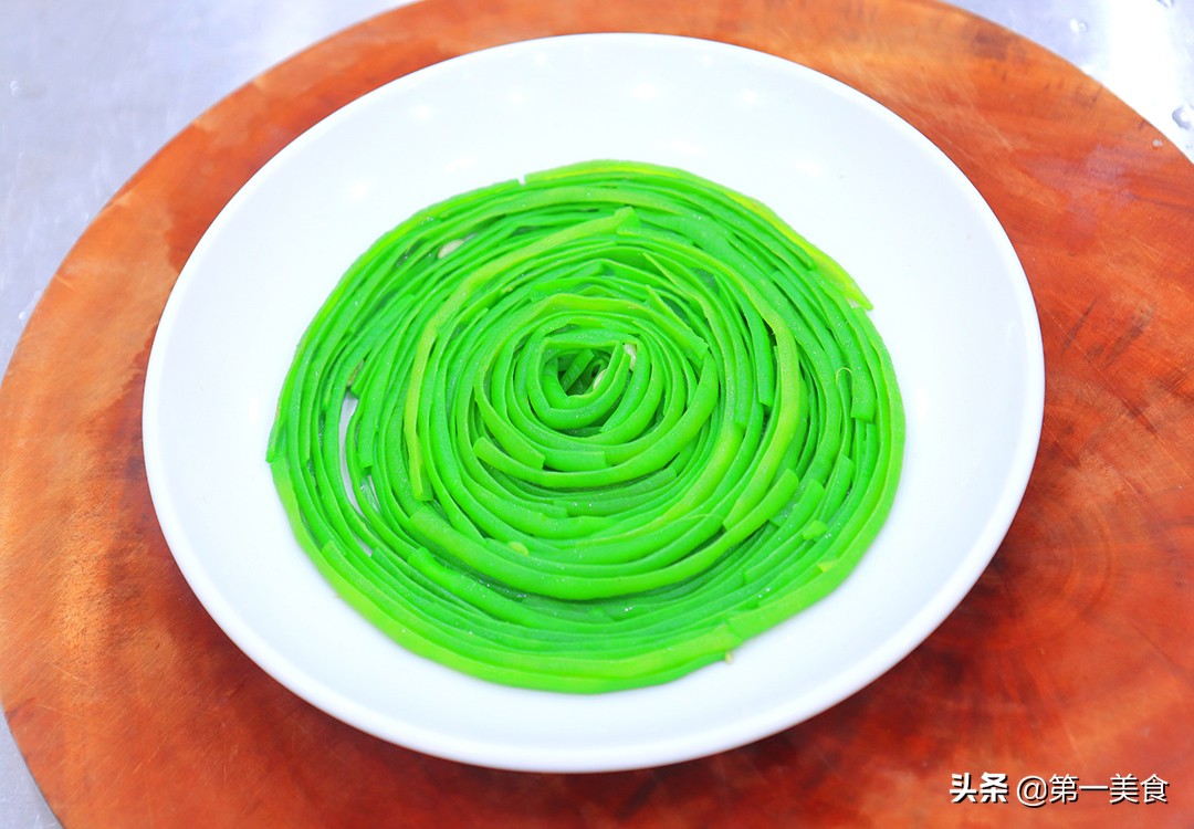 凉拌豆角想要好吃有诀窍,凉拌豆角为什么老是不入味