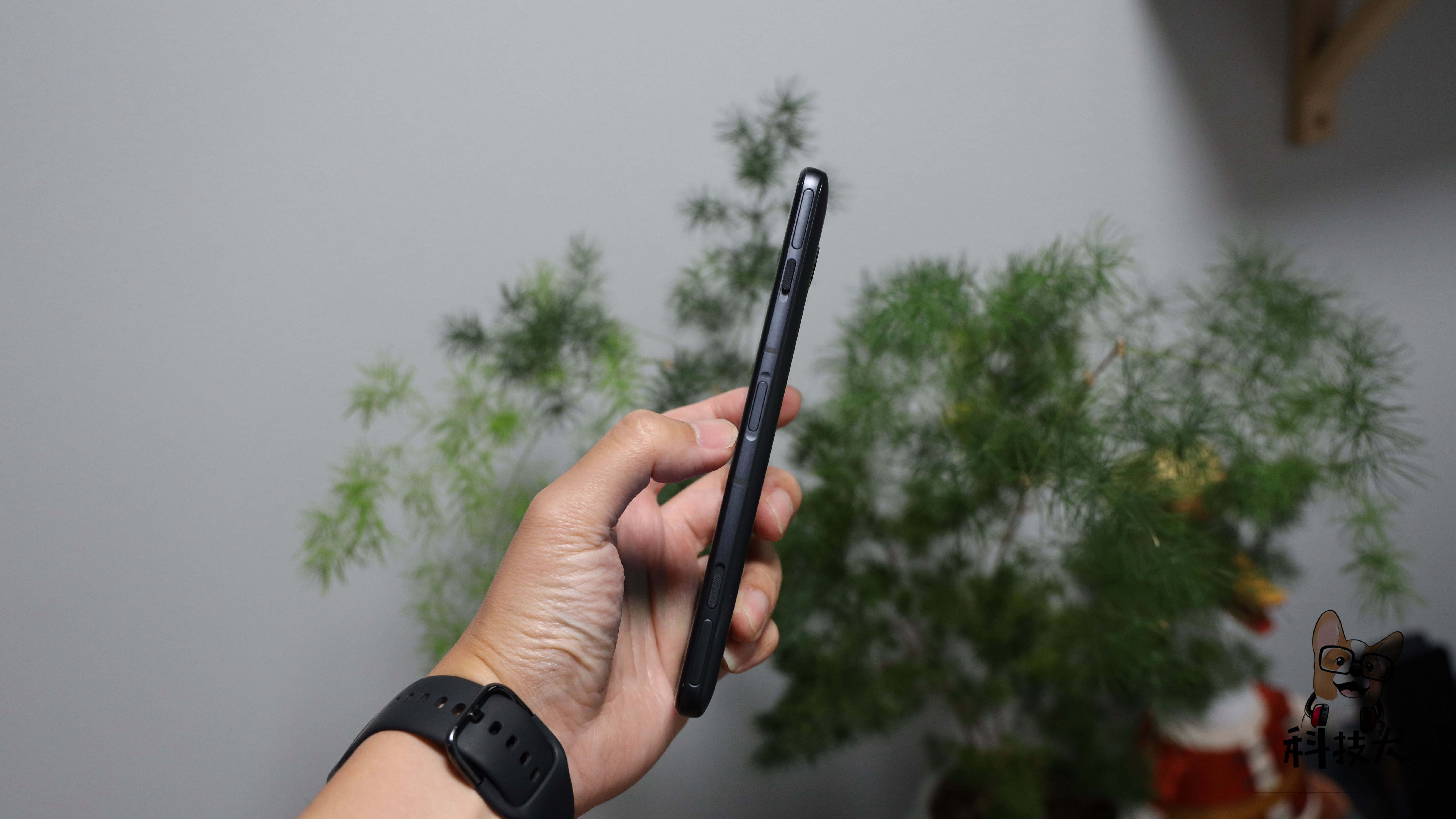 黑鲨4s120w快充,黑鲨4s手机测评游戏