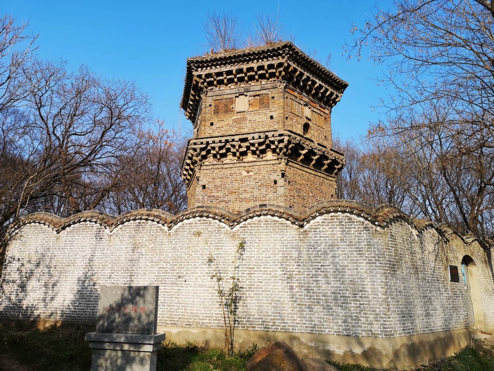 摩托周边旮旯游——探访明光法华禅庵塔